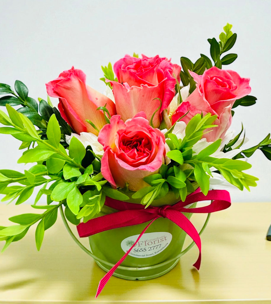 PETITE BLOOM TINS